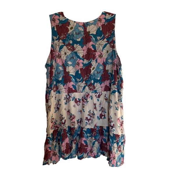 True Craft NWT🔥DEAL floral print , tiered ruffle/shirred dress, size 4X - Picture 3 of 6